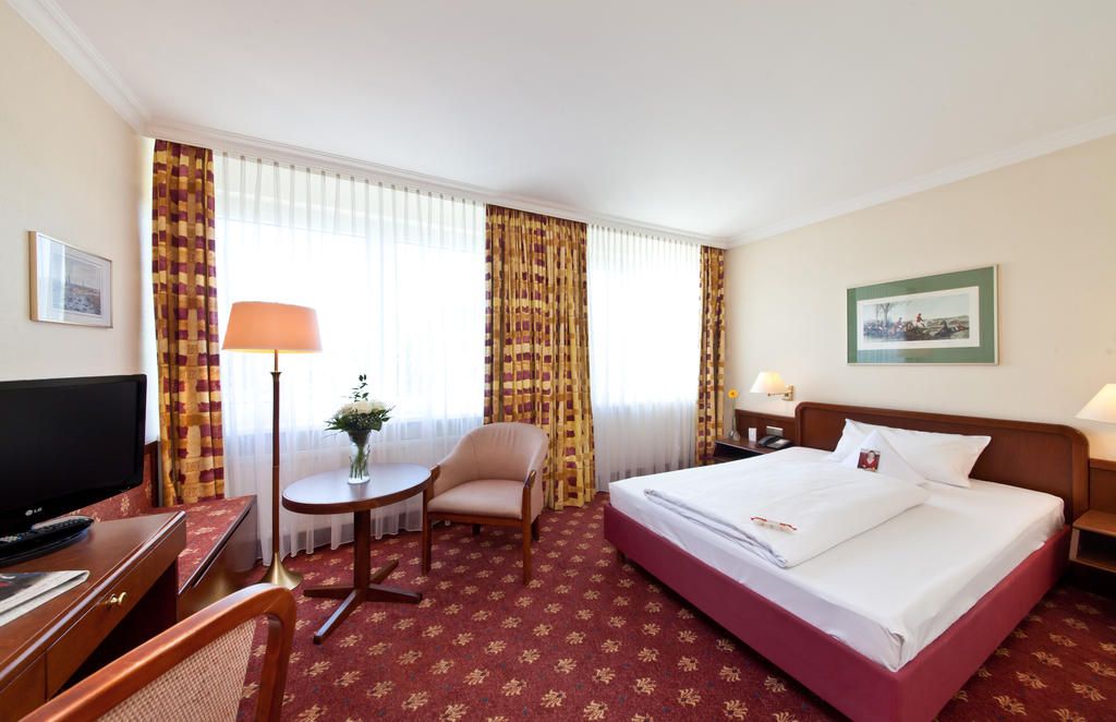 < ნახე ბერლინი - გერმანული კულტურის დედაქალაქი სულ რაღაც >