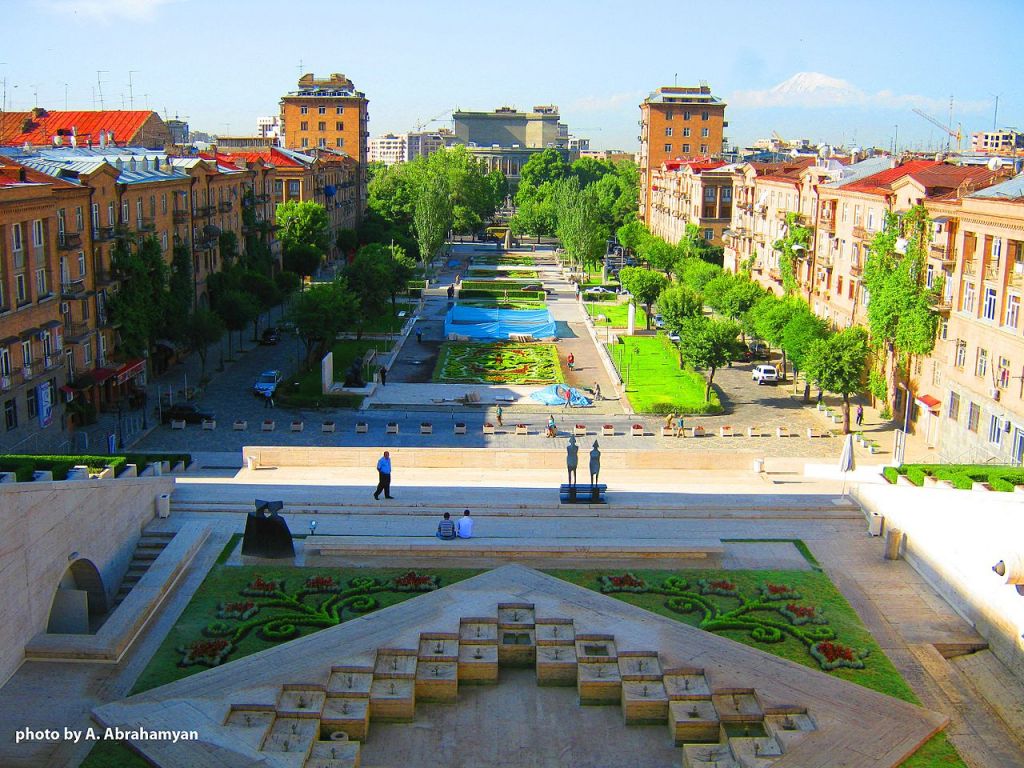 გაატარეთ დაუვიწყარი ძველით ახალი წელი ერევანში "ონლაინ ტურებთან" ერთად