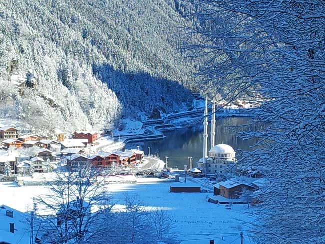 ზღაპრული ძველით ახალი წელი უზუნგულის ტბაზე .. იანვარს