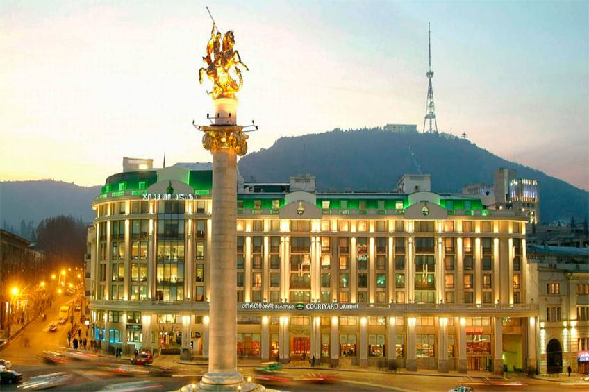 ЗИМНИЙ ТУР В ГРУЗИИ  ДНЕЙ  НОЧЕЙ