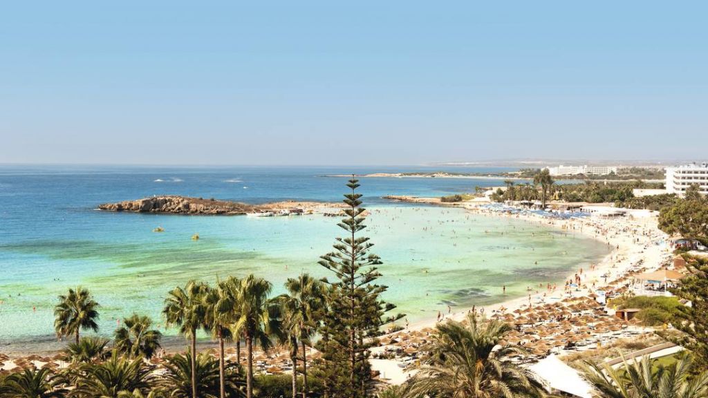 დაუჯერებელი ფასი ლარნაკას საგზურზე !