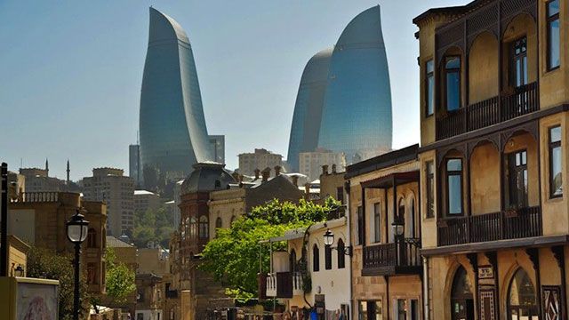 შეხვდით ნათლისღებას წმინდა ტაძარში ბაქოში,ადგილი სადაც რამდენიმე წინდანისწმინდანაწილებია დაბრძანებული