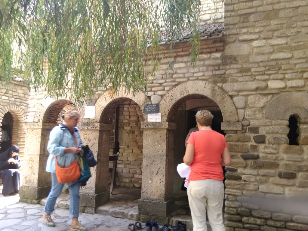 ლეგენდარული ნიკალას სამშობლოში, ბოდბის მონასტერი, ჭიქა არაყი და ხინკალი !