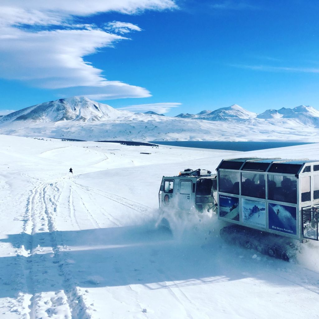 პირველად საქართველოში !  არ გამოტოვო ტური hagglund _ ით 