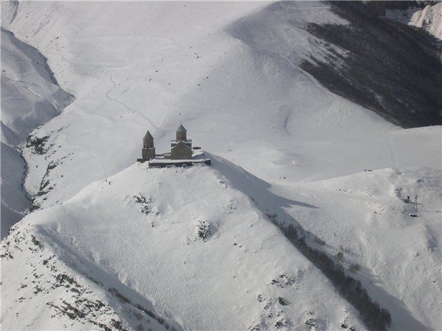 დღიანი ტური ყაზბეგში