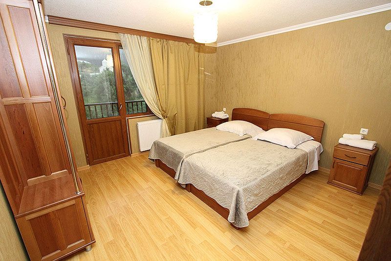 ძველით ახალი წელი მესტიაში(შაბათი-კვირა-კვებით )იჩქარეთ დარჩა ადგილი^_^