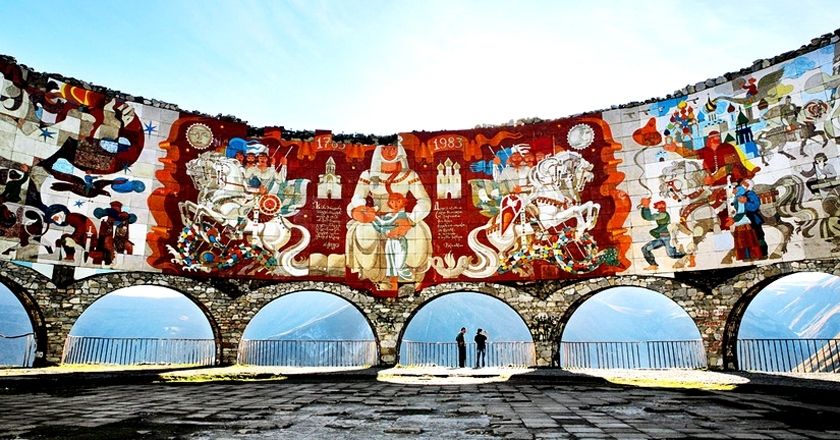 One-day tour Tbilisi~Zhinvali~Ananuri~Gudauri~Tbilisi