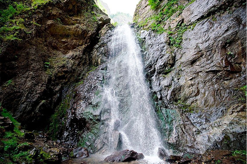 ყაზბეგის დაპყრობა რთულია, მაგრამ ის შენ დაგიპყრობს! ლეგენდარული პეიზაჟები და საქართველოს სამხედრო გზატკეცილის ისტორია