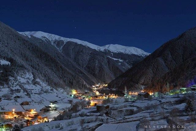 ტური უზუნგოლის ტბაზე და ტრაპიზონში