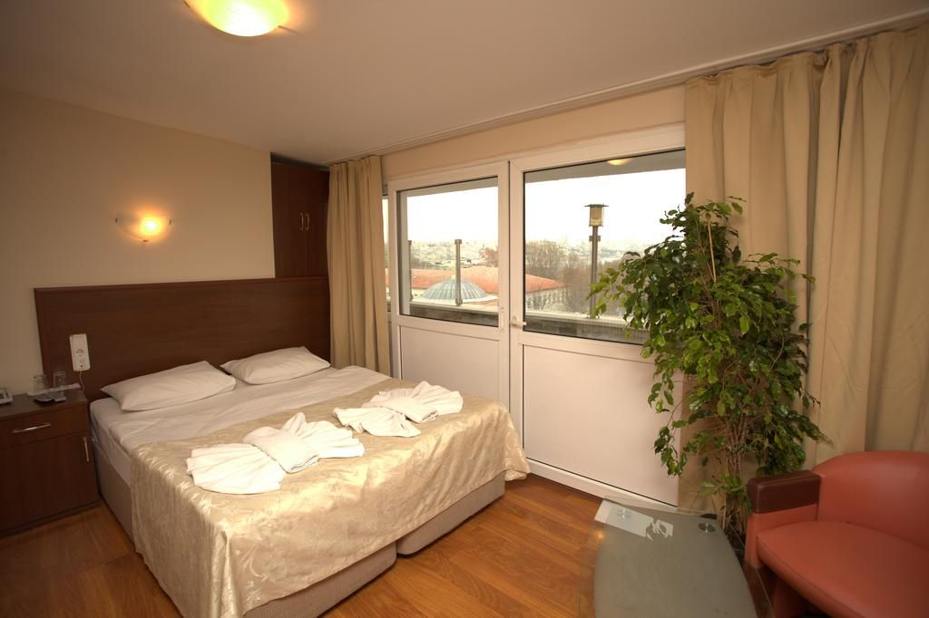 იმოგზაურეთ სტანბულში ქართულენოვან გამყოლთან ერთად