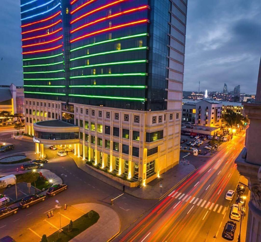 ვალენტინობა ბაქოში  -  თებერვალს