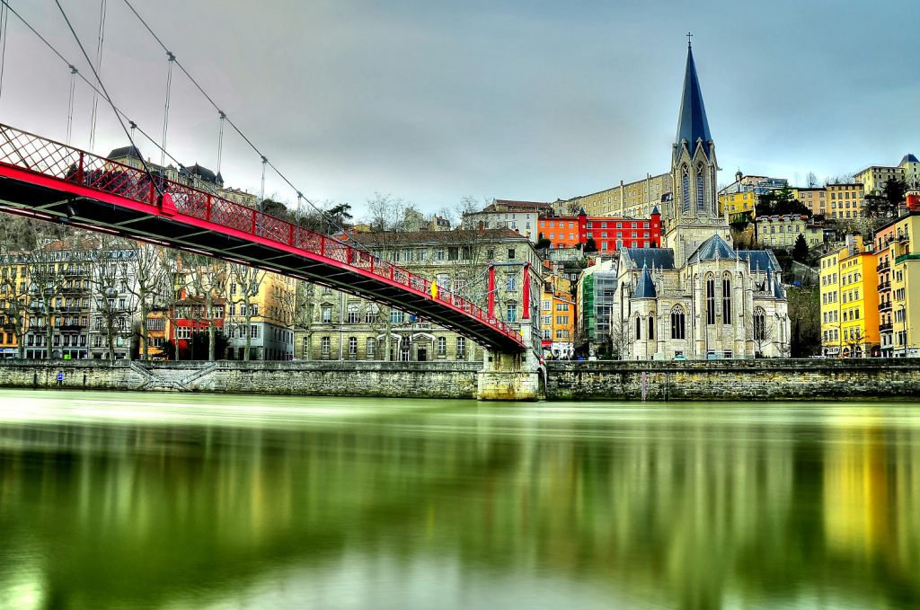 WARSAW ▷ LYON ▷ PARIS