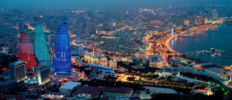 ვალენტინობა ბაქოში . თებერვალს <, მხოლოდ .