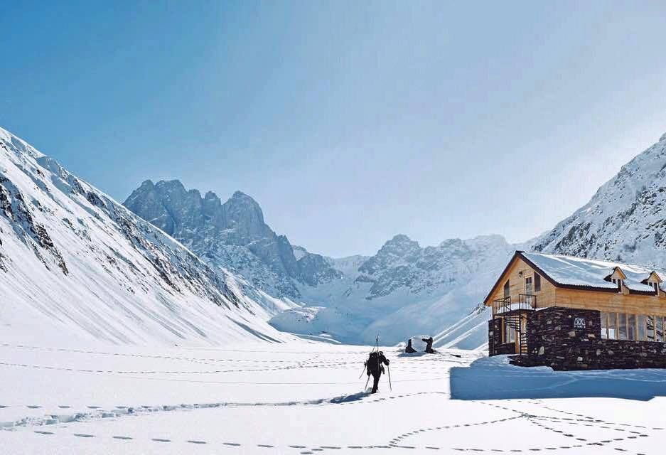 აქცია +! დათოვლილი ჯუთა