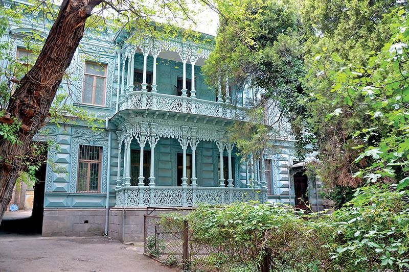 ხელოვნებათმცოდნის თვალით დანახული თბილისი - თებერვალი (კვირა)