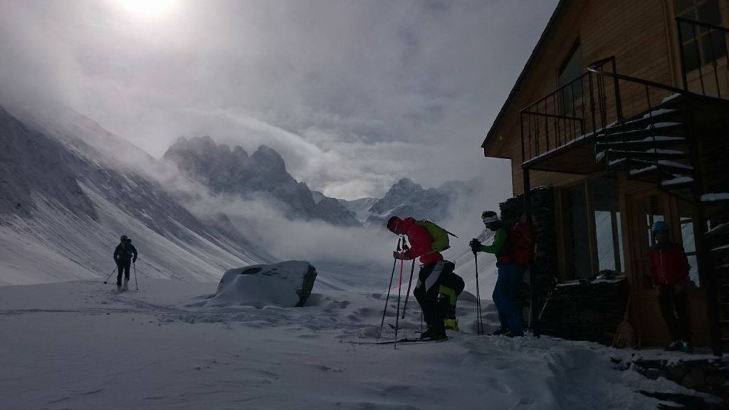 თოვლიანი ჯუთა