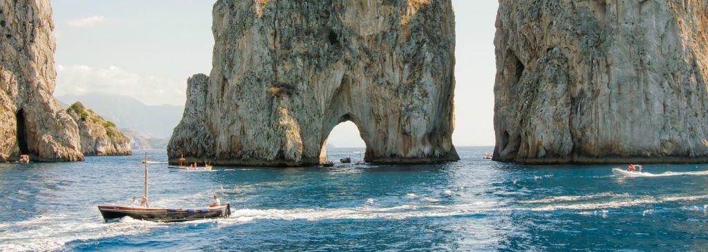 დღის აქცია! რომი-კაპრი
