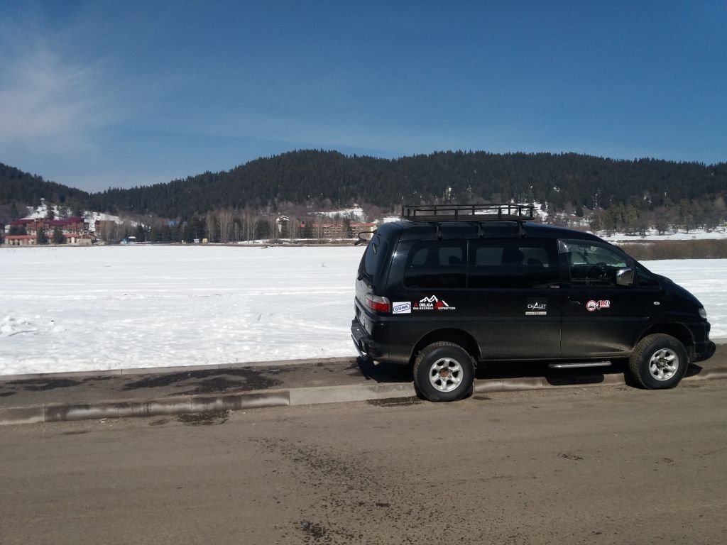 MITSUBISHI DELICA CLUB GEORGIA