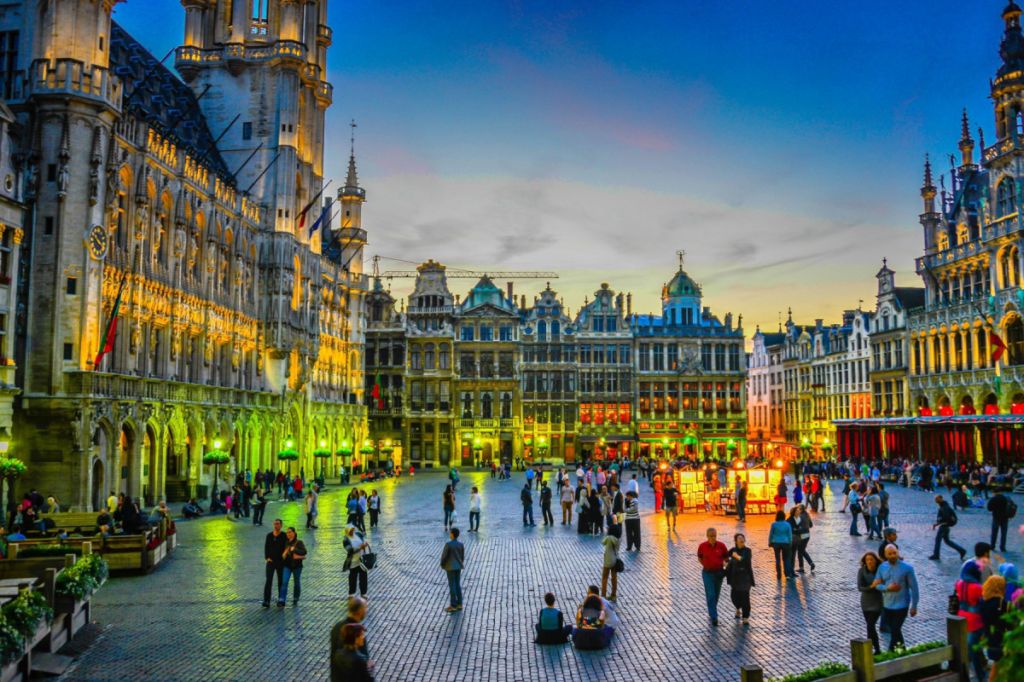 საფრანგეთი / ბელგია / ჰოლანდია 