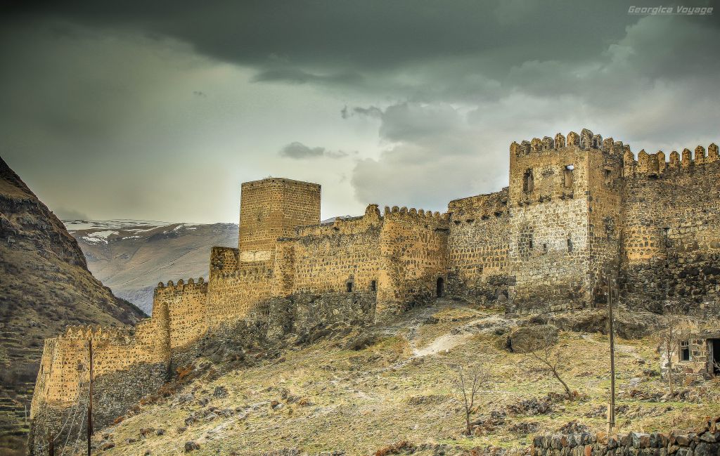 ჯავახეთი:გაყინული ფარავანი,თმოგვის ციხე, სარო