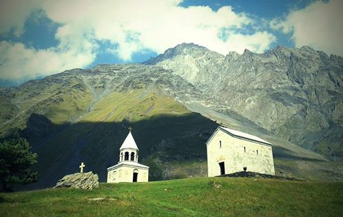 დღიანი ტური ყაზბეგში