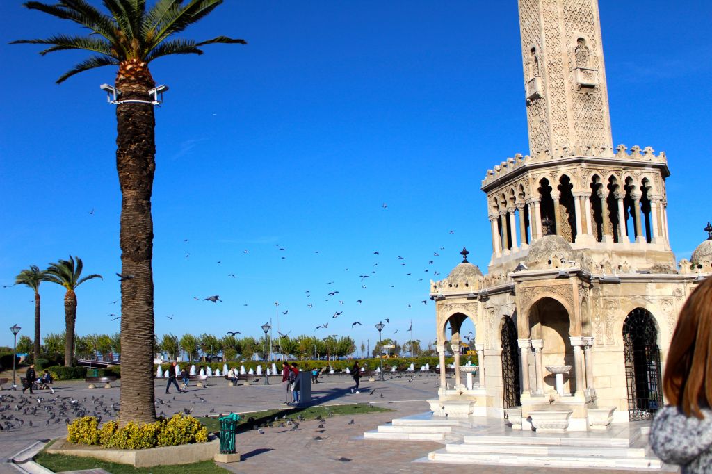 ექსკლუზიურად < ჩვენთან კუშადასი, ეფესო და სელჩუკი ერთი ტურის ფარგლებში