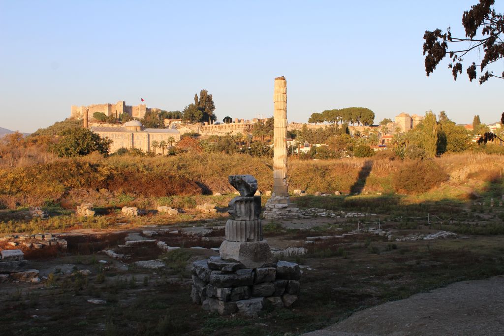 ექსკლუზიურად < ჩვენთან კუშადასი, ეფესო და სელჩუკი ერთი ტურის ფარგლებში