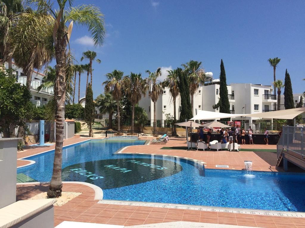 აია ნაპა 