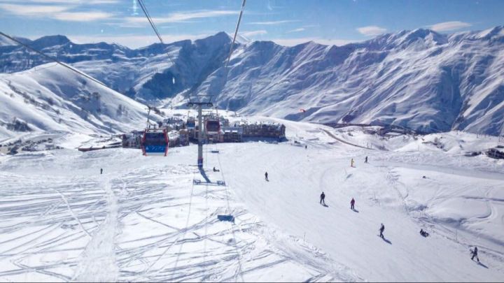 ერთდღიანი სათხილამურო ჯიპ-ტური გუდაურში ქუთაისიდან