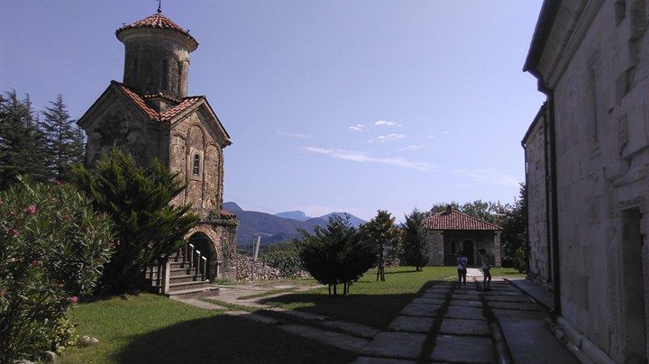დადიანების სასახლე