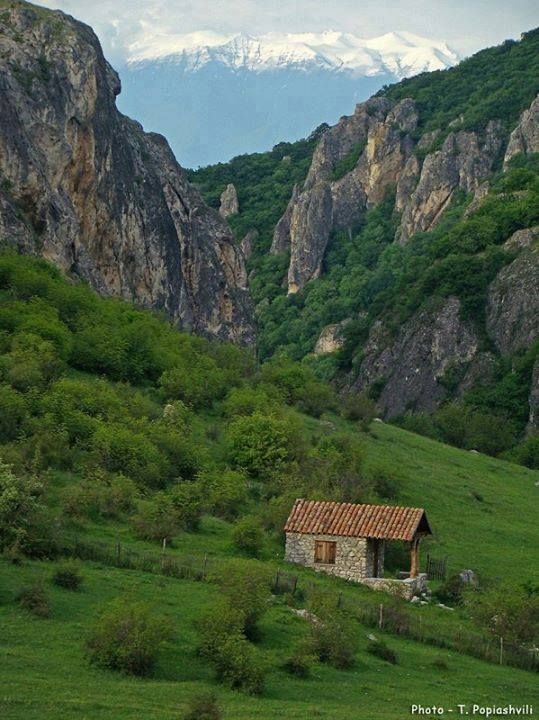 ელიას მთა, ხორნაბუჯის ციხე, არწივის ხეობა, სიღნაღი -  მარტი