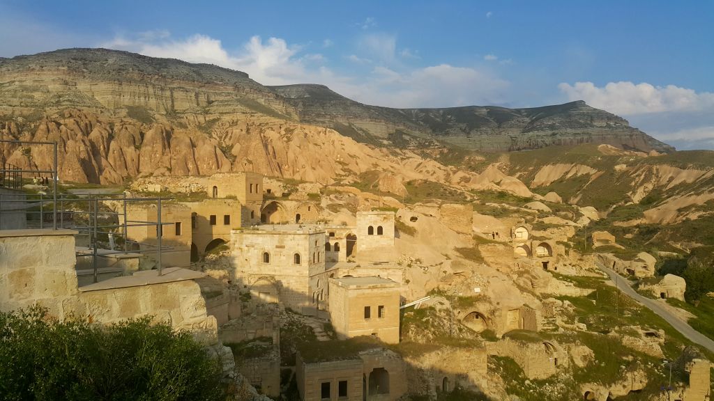 ნინოობას ( მაისიდან ივნისამდე ) მოილოცე კაბადოკია ან აღნიშნე სკოლის დამთავრება ჩვენთან ერთად.