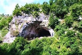 კაცხის სვეტი