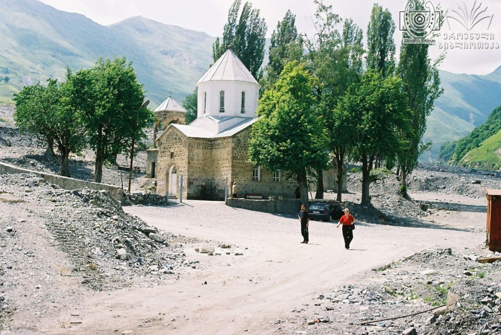 Тур в Казбеги