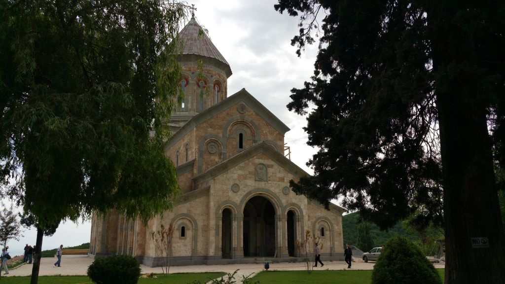 დღიანი ტური კახეთში სიღნაღი, ბოდბე, ყვარელი, ღვინისგვირაბი, გრემი, ალავერდი, იყალთო, შუამთის ორივე მონასტერი