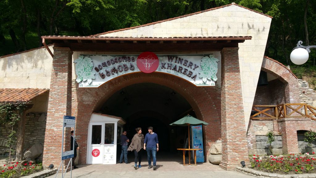 დღიანი ტური კახეთში სიღნაღი, ბოდბე, ყვარელი, ღვინისგვირაბი, გრემი, ალავერდი, იყალთო, შუამთის ორივე მონასტერი