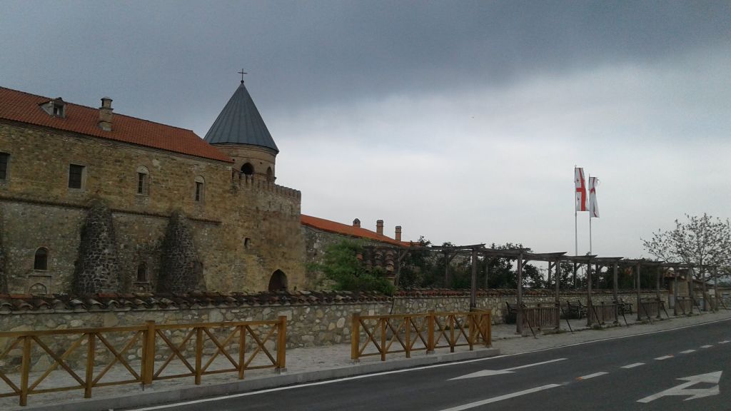 დღიანი ტური კახეთში სიღნაღი, ბოდბე, ყვარელი, ღვინისგვირაბი, გრემი, ალავერდი, იყალთო, შუამთის ორივე მონასტერი