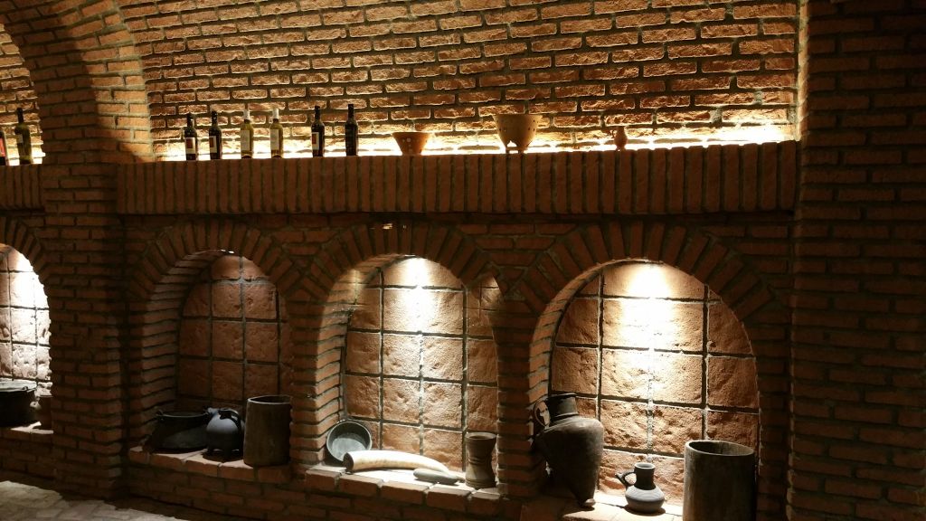 დღიანი ტური კახეთში სიღნაღი, ბოდბე, ყვარელი, ღვინისგვირაბი, გრემი, ალავერდი, იყალთო, შუამთის ორივე მონასტერი