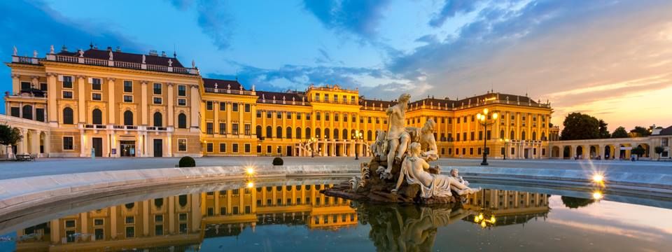 იმოგზაურეთ ულამაზეს მილანში .