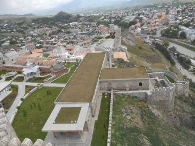 ვარძია, ხერთვისის ციხე, რაბათის ციხე,საფარა,ზარზმა,აბასთუმნის ობსერვატორია მწვანე მონასტერი, ბორჯომის პარკი