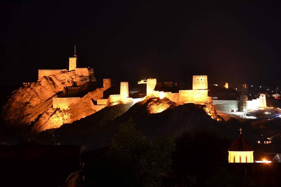 ვარძია, ხერთვისის ციხე, რაბათის ციხე,საფარა,ზარზმა,აბასთუმნის ობსერვატორია მწვანე მონასტერი, ბორჯომის პარკი