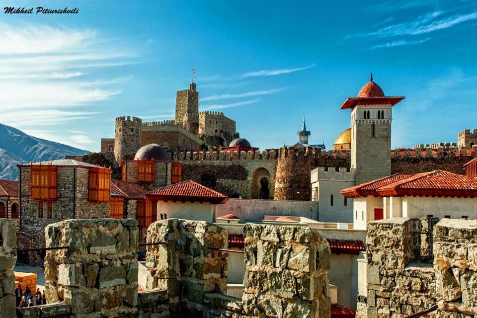 ვარძია, ხერთვისის ციხე, რაბათის ციხე,საფარა,ზარზმა,აბასთუმნის ობსერვატორია მწვანე მონასტერი, ბორჯომის პარკი