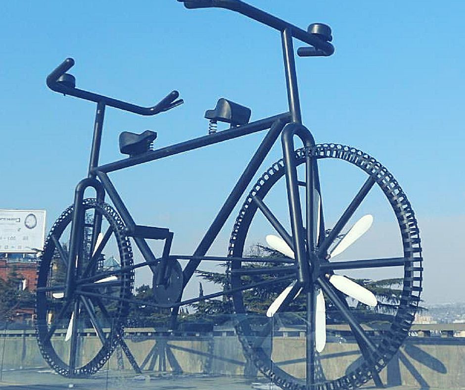 Free tour of Tbilisi ( by car and on foot)