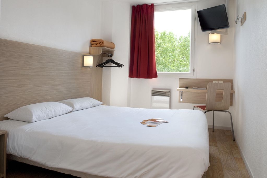 პარიზი - საუკეთესო ფასი დატვირთულ სეზონზე!