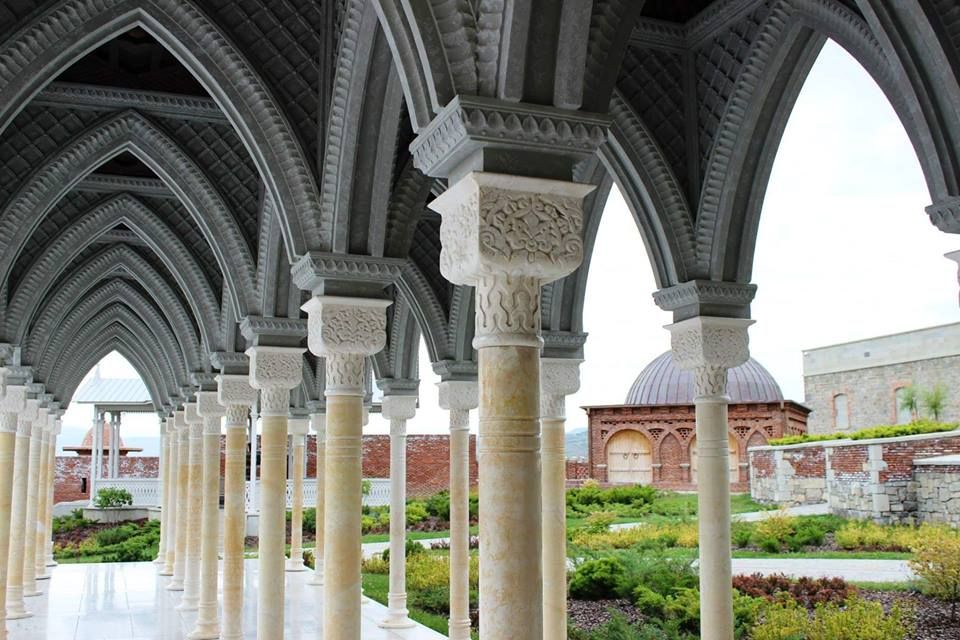 ვარძია, ხერთვისის ციხე, რაბათის ციხე,საფარა,ზარზმა,აბასთუმნის ობსერვატორია მწვანე მონასტერი, ბორჯომის პარკი