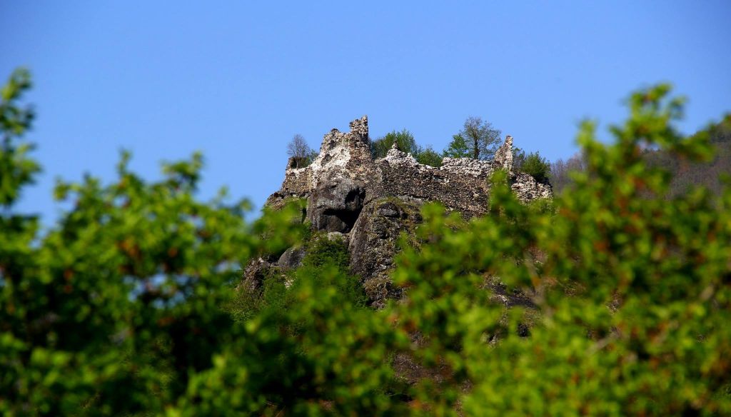 სამდღიანი ტური რაჭაში კარვებით.