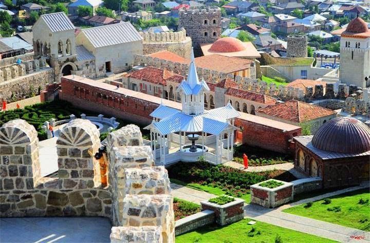 ვარძია, ხერთვისის ციხე, რაბათის ციხე,საფარა,ზარზმა,აბასთუმნის ობსერვატორია მწვანე მონასტერი, ბორჯომის პარკი