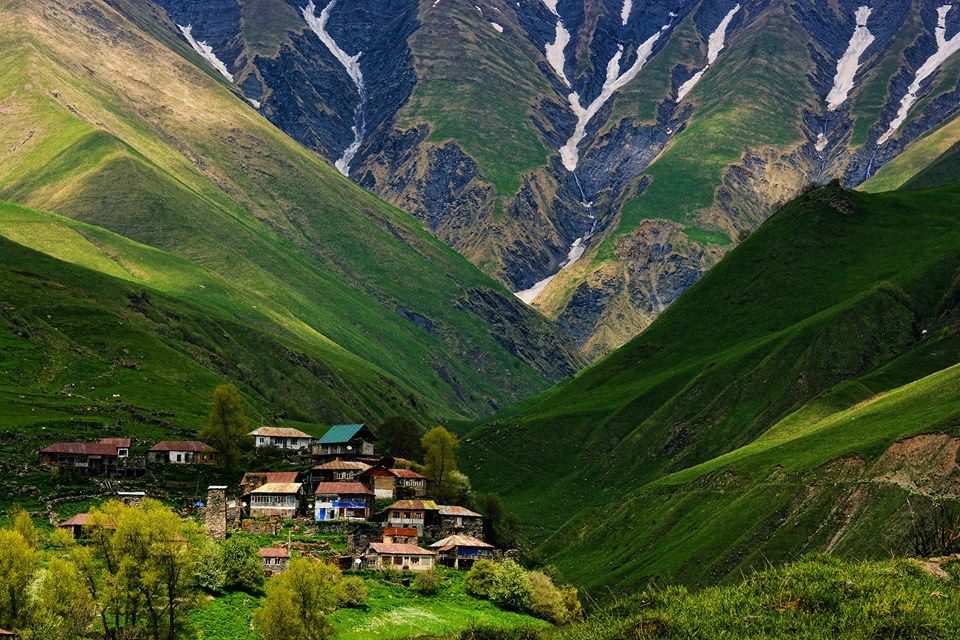 ხადას ხეობა  დღიანი (კვირას  ივნისს)