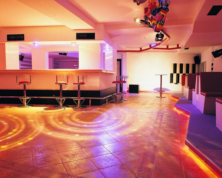 ერთ კვირიანი ტური  ქემერში