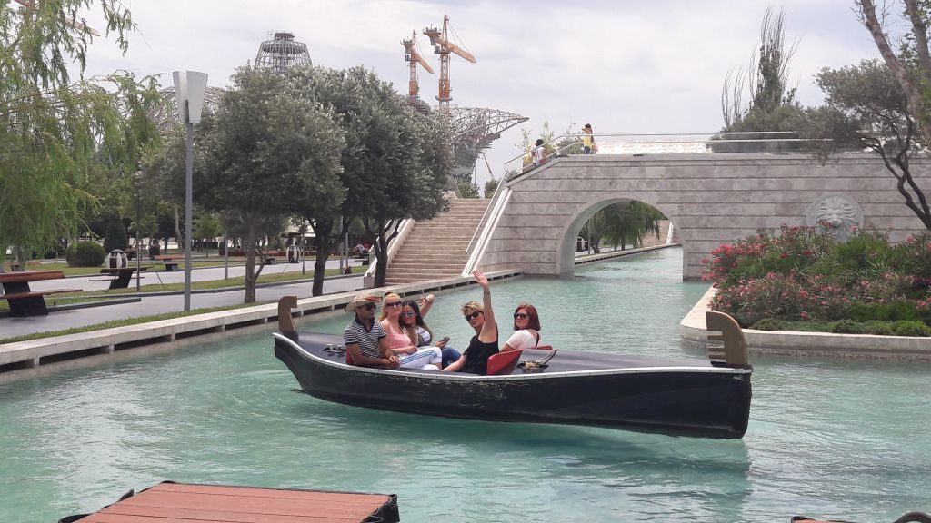 ბაქოს ტური * სასტუმროს მომსახურებით !-- ივნისი!